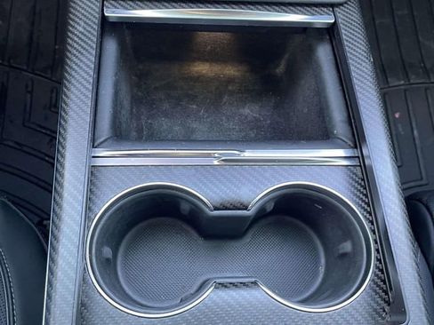 Used 2022 Tesla Model X Plaid image 23