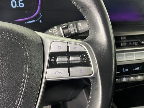 Certified 2023 Kia Telluride S w/ S Sunroof Package image 15