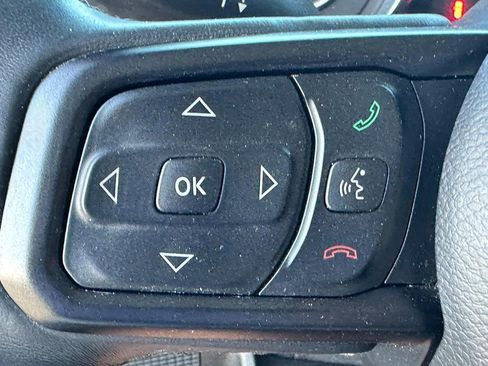 Used 2019 Jeep Wrangler Sport image 14