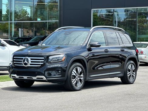 Certified 2026 Mercedes-Benz GLB 250 4MATIC image 8