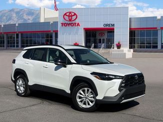 New 2026 Toyota Corolla Cross LE video 1