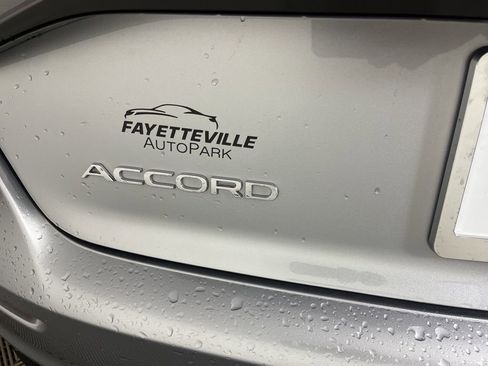 Certified 2025 Honda Accord SE image 3