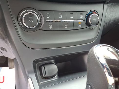 Used 2017 Nissan Sentra SV image 22