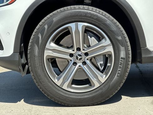 Used 2022 Mercedes-Benz GLC 300 4MATIC image 25