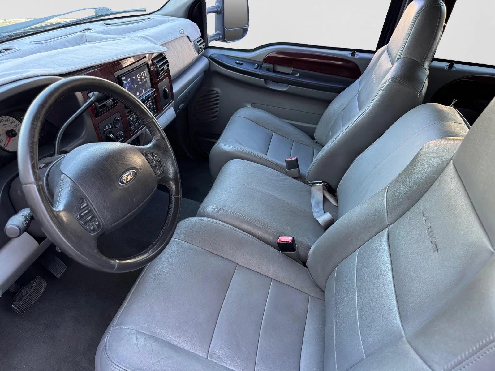 Used 2007 Ford F350 Lariat AWD/4WD image 12
