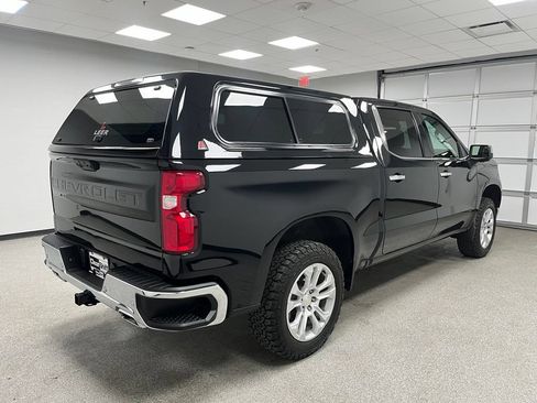 Used 2022 Chevrolet Silverado 1500 LTZ AWD/4WD image 10