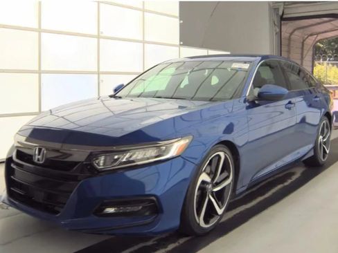 Used 2018 Honda Accord Sport image 1