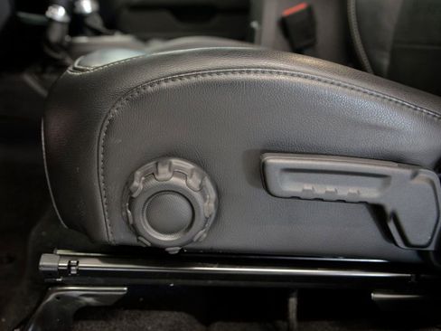 Used 2021 Jeep Wrangler Unlimited Sahara image 16