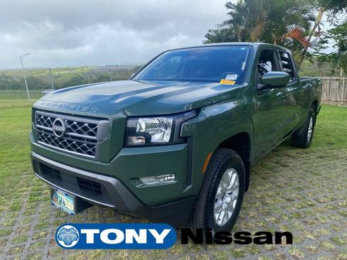 Used 2023 Nissan Frontier SV w/ Technology Package AWD/4WD image 3