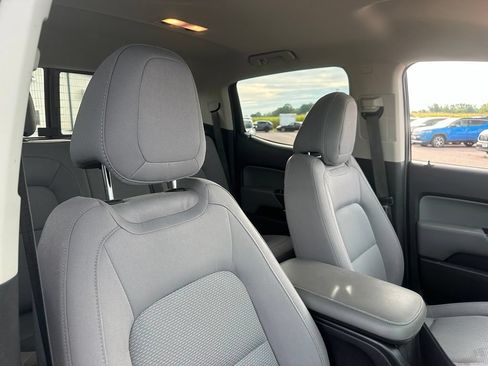 Used 2020 Chevrolet Colorado LT w/ Safety Package AWD/4WD image 31