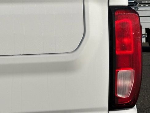 Used 2024 GMC Sierra 2500 SLE w/ Remote Start Package image 49