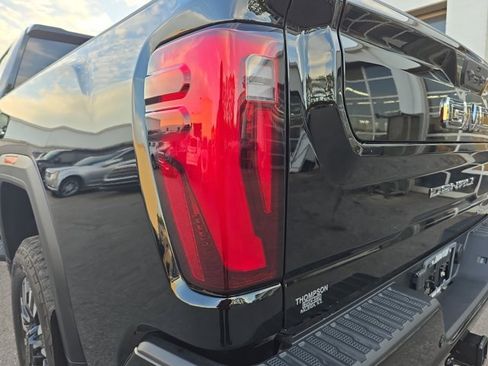 Used 2025 GMC Sierra 2500 Denali Ultimate w/ Max Trailering Package image 34