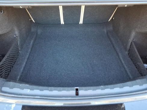 Used 2022 BMW 330i xDrive Sedan w/ Premium Package image 10