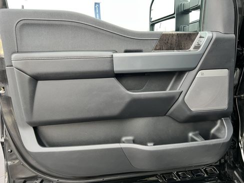 Used 2023 Ford F150 Lariat w/ Equipment Group 502A High image 18