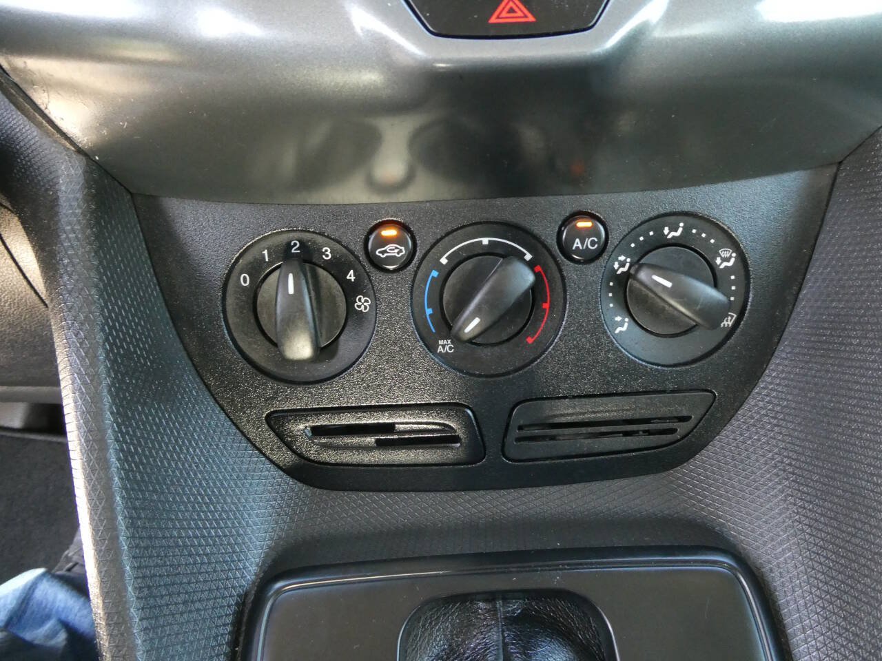 Used 2016 Ford Transit Connect XL FWD image 19