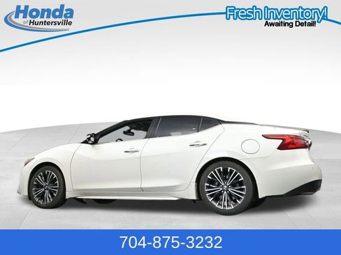 Used 2017 Nissan Maxima Platinum w/ Medallion Package FWD image 21