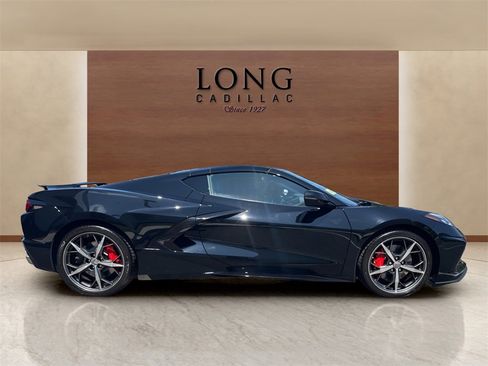 Used 2020 Chevrolet Corvette Stingray Premium Cpe w/ 3LT Preferred Equipment Group image 5