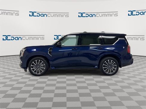 Used 2025 Nissan Armada Platinum Reserve image 5