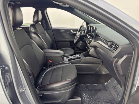 Used 2024 Ford Escape ST-Line w/ Tech Pack #1 image 14