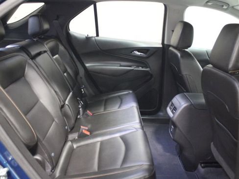 Used 2021 Chevrolet Equinox LT image 27