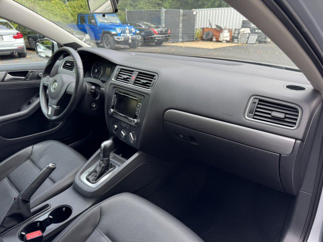 Used 2014 Volkswagen Jetta TDI FWD image 23
