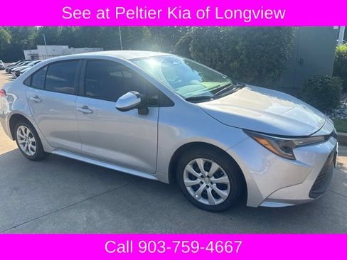 Used 2024 Toyota Corolla LE FWD image 12