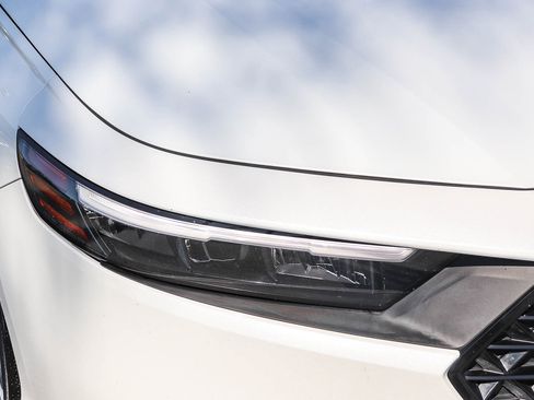 Certified 2024 Honda Accord LX image 6