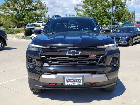 Used 2023 Chevrolet Colorado Z71 w/ Z71 Convenience Package 2 AWD/4WD image 5