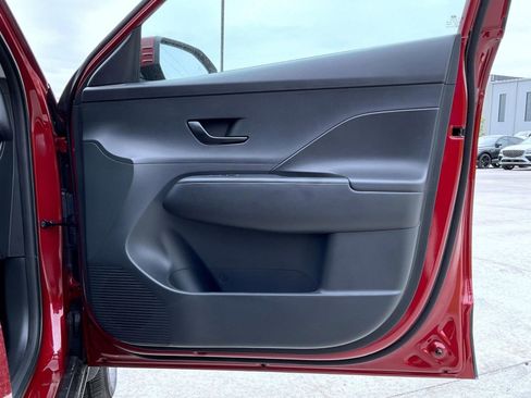 Certified 2026 Hyundai Kona SE AWD/4WD image 17
