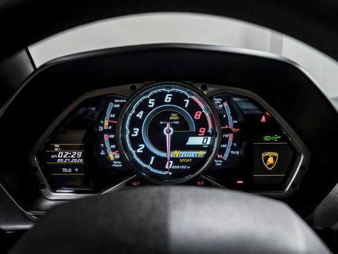 Used 2015 Lamborghini Aventador LP 700-4 AWD/4WD image 16