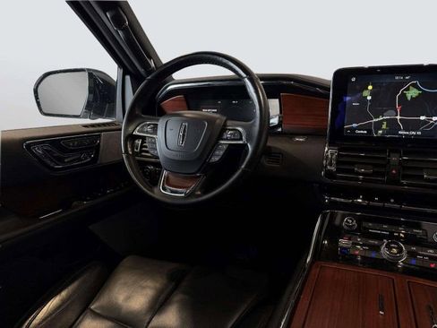 Used 2020 Lincoln Navigator Reserve w/ Luxury Package AWD/4WD image 26