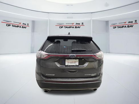 Used 2018 Ford Edge Titanium w/ Equipment Group 302A AWD/4WD image 5