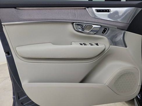 New 2026 Volvo XC90 T8 Ultra w/ Protection Package Premier AWD/4WD image 22