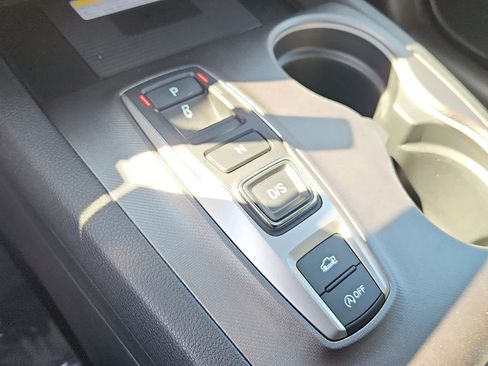 Used 2023 Honda Ridgeline RTL-E image 17