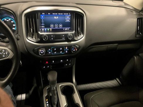 Used 2022 Chevrolet Colorado LT w/ LT Convenience Package image 20