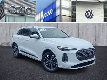 Certified 2025 Audi Q5 2.0T Premium Plus w/ Premium Plus