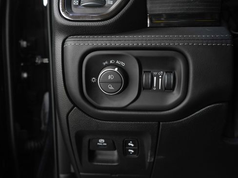Used 2022 RAM 1500 Limited image 24