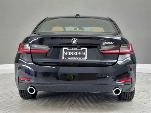Used 2024 BMW 330i Sedan w/ Convenience Package image 8