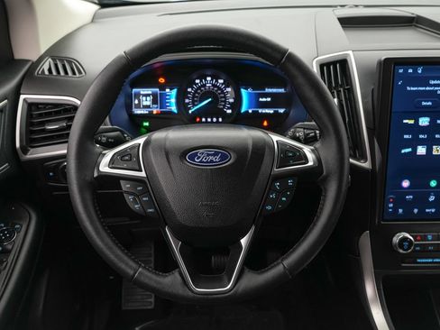Certified 2024 Ford Edge SEL w/ Convenience Package AWD/4WD image 13