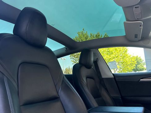 Used 2023 Tesla Model 3 Standard Range RWD image 17