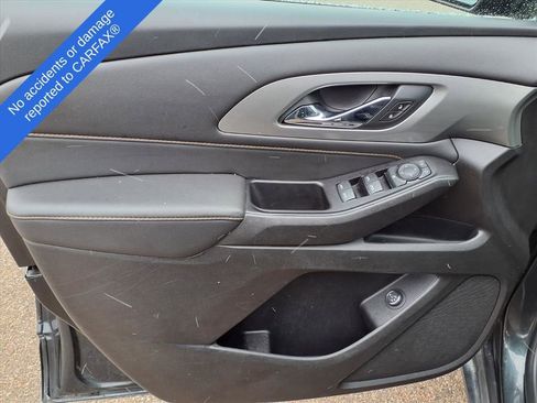 Used 2020 Chevrolet Traverse LT w/ Driver Confidence II Package image 15