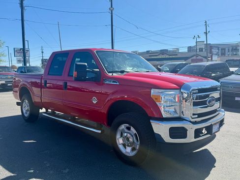Used 2014 Ford F250 XLT w/ XLT Interior Package AWD/4WD image 7