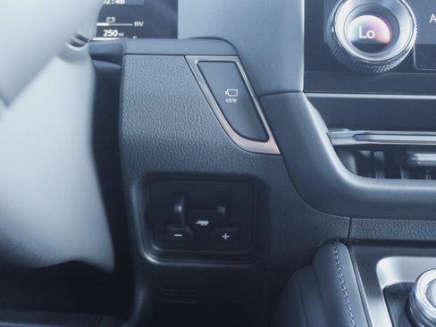 Certified 2026 Lexus GX 550 w/ Accessory Package (2T) image 29