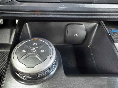 Used 2023 Ford Bronco Black Diamond image 31