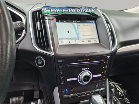 Used 2018 Ford Edge Titanium w/ Equipment Group 301A FWD image 11