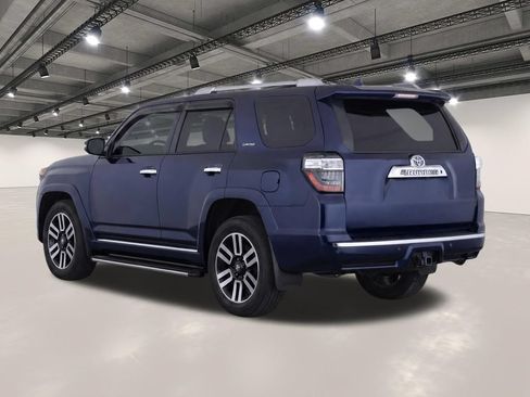 Used 2019 Toyota 4Runner Limited AWD/4WD image 3