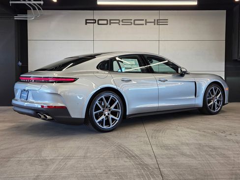 New 2026 Porsche Panamera RWD image 6