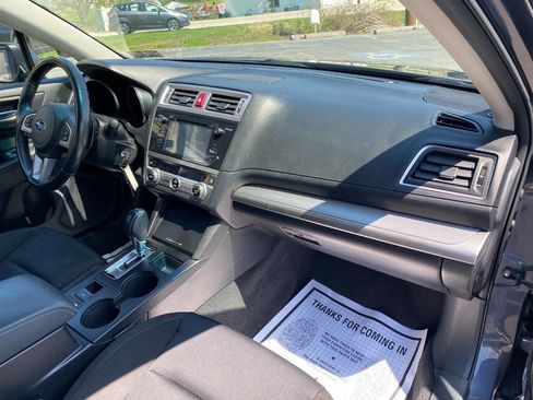 Used 2017 Subaru Legacy 2.5i Premium image 30