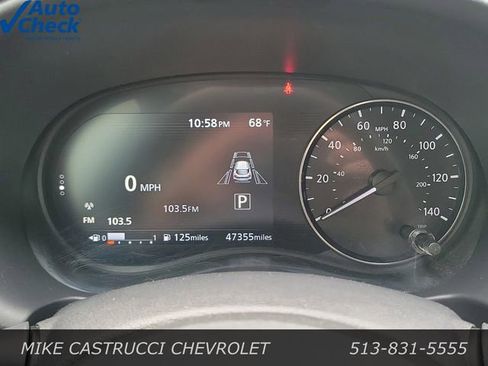 Used 2023 Nissan Kicks SR w/ SR Premium Package FWD image 12