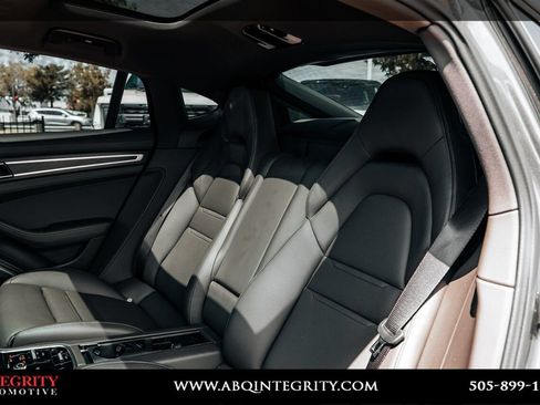 Used 2023 Porsche Panamera 4 Platinum Edition AWD/4WD image 46